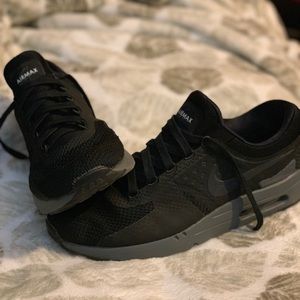 ⬇️ $50 | Nike Air Max Zero’s 11.5